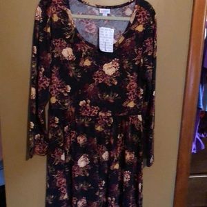 New Large Ryane Long Sleeved Maxi Dress